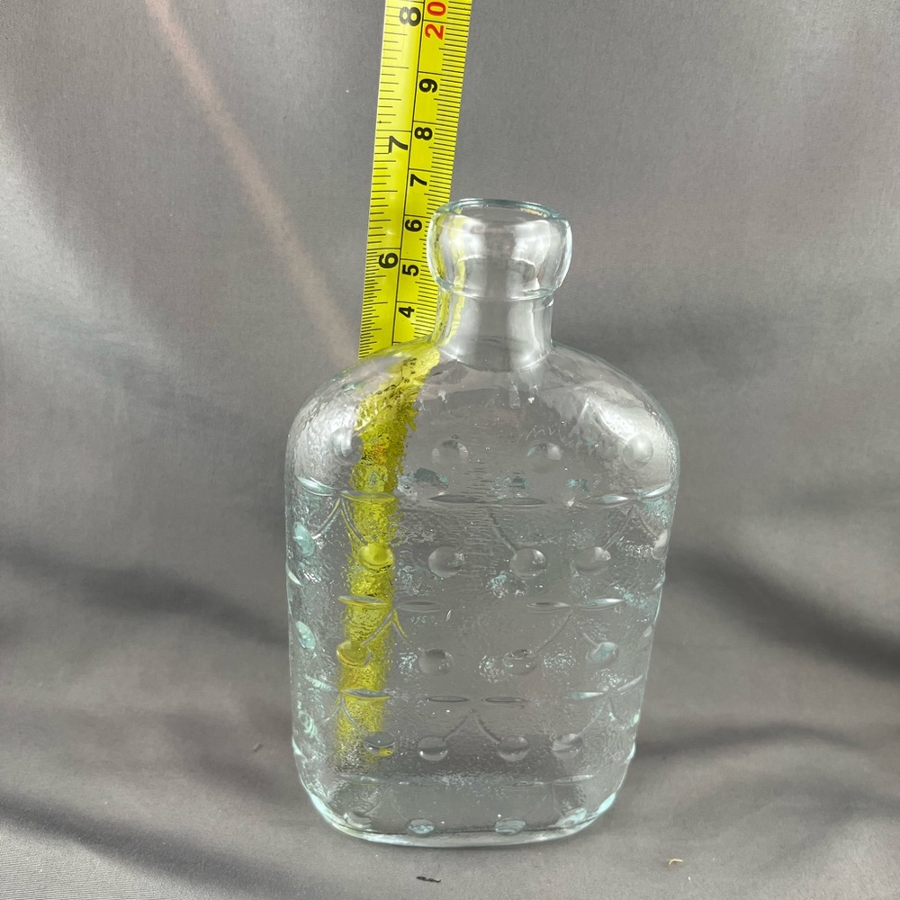 Mid Century Modern Riihimaen glass Finland. Designer Nanny Still. Kirsi bottle. - Picture 2 of 4
